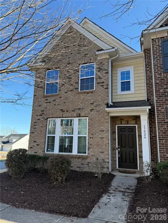 $2,400 | 17924 Ragtop Day Lane, Cornelius, NC 28031