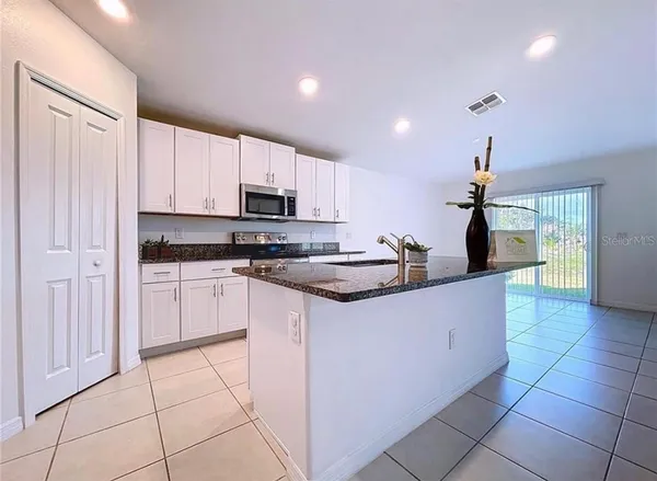 $2,500 | 6557 Bar S Bar Trail, Zephyrhills, FL 33541
