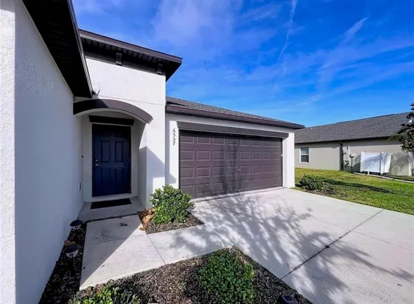 $2,500 | 6557 Bar S Bar Trail, Zephyrhills, FL 33541