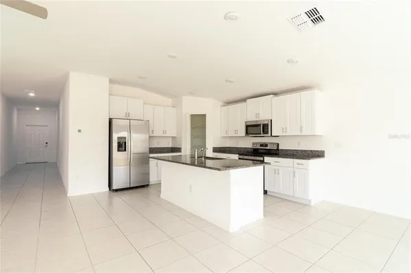 $2,500 | 6557 Bar S Bar Trail, Zephyrhills, FL 33541