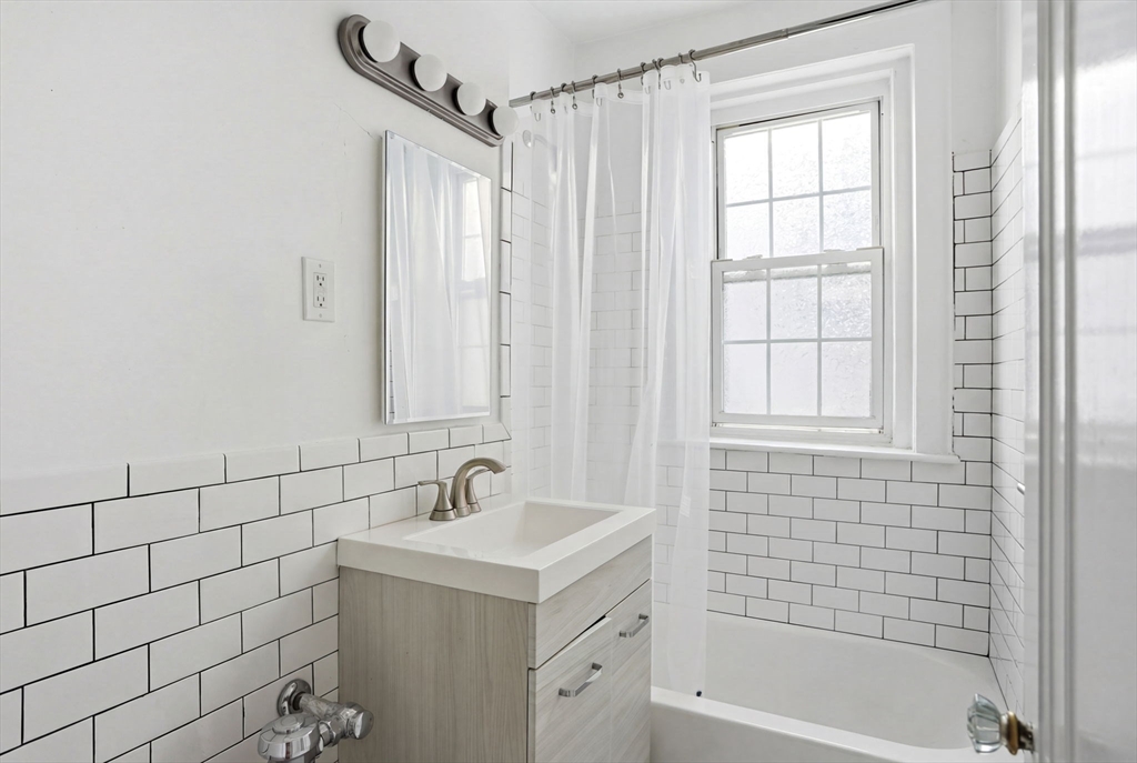 90 Kilsyth Road, Unit 32 Boston, MA 02135 - Photo 9 of 26 Gallery Image 9
