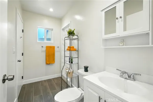 $1,800 | 9221 Swinton Avenue, North Hills, CA 91343