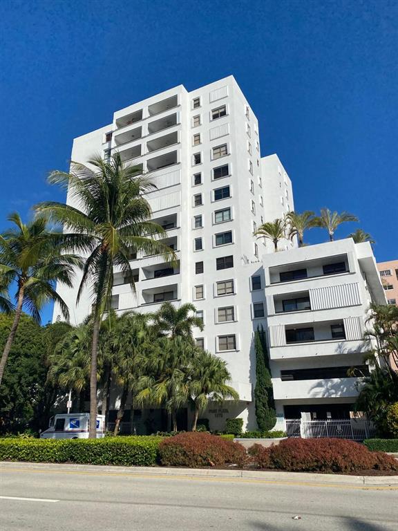 1775 Washington Avenue, Unit 5A Miami Beach, FL 33139 - Photo 20 of 21 a front view of a building