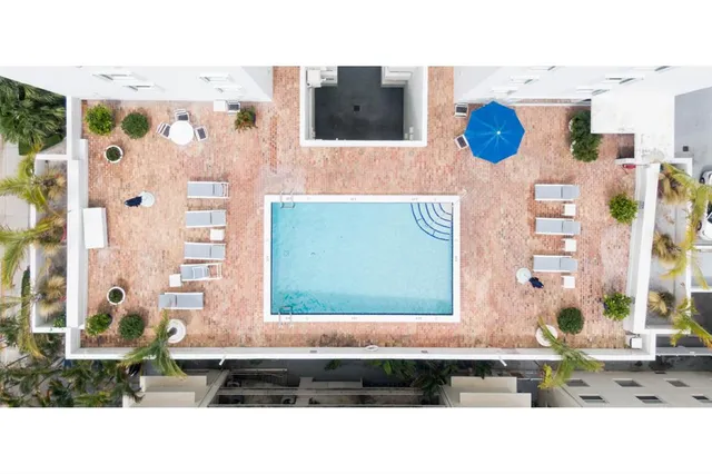 $3,400 | 1775 Washington Avenue, Unit 5A, Miami Beach, FL 33139