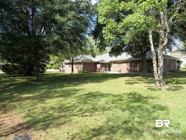 1801 South Bay Street Foley, AL 36535 - Photo 9 of 32 Rear