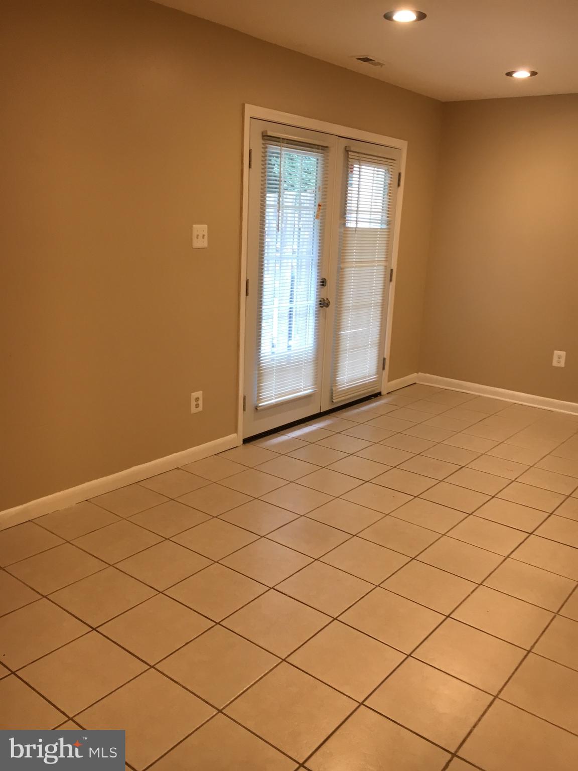 15110 Cardin Place, Unit B Woodbridge, VA 22193 - Photo 4 of 9