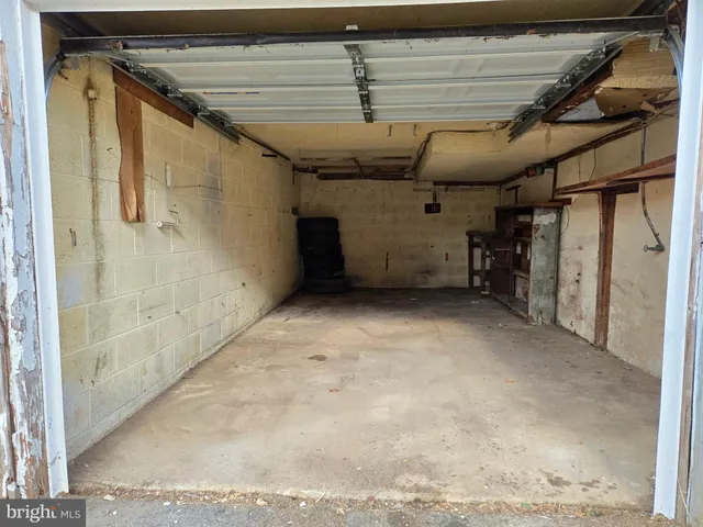 $195,000 | 7552 Forrest Avenue, Philadelphia, PA 19150