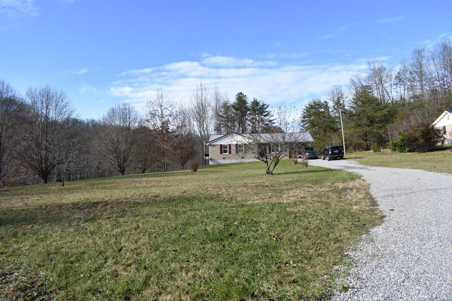 270 Roy Cox Road Manchester, KY 40962 - Photo 22 of 59 Photo 24