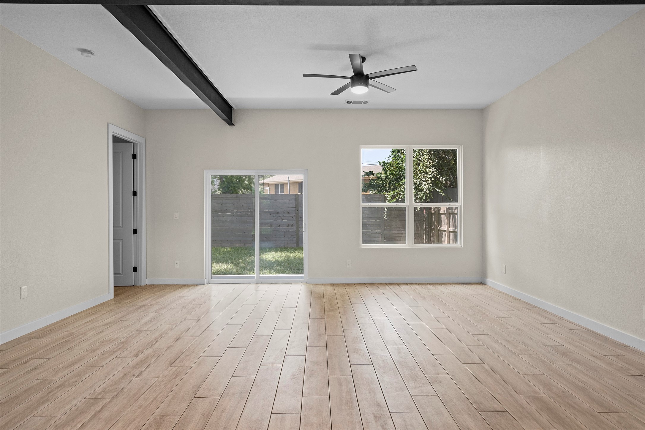 3613 Munson Street Austin, TX 78721 - Photo 16 of 36