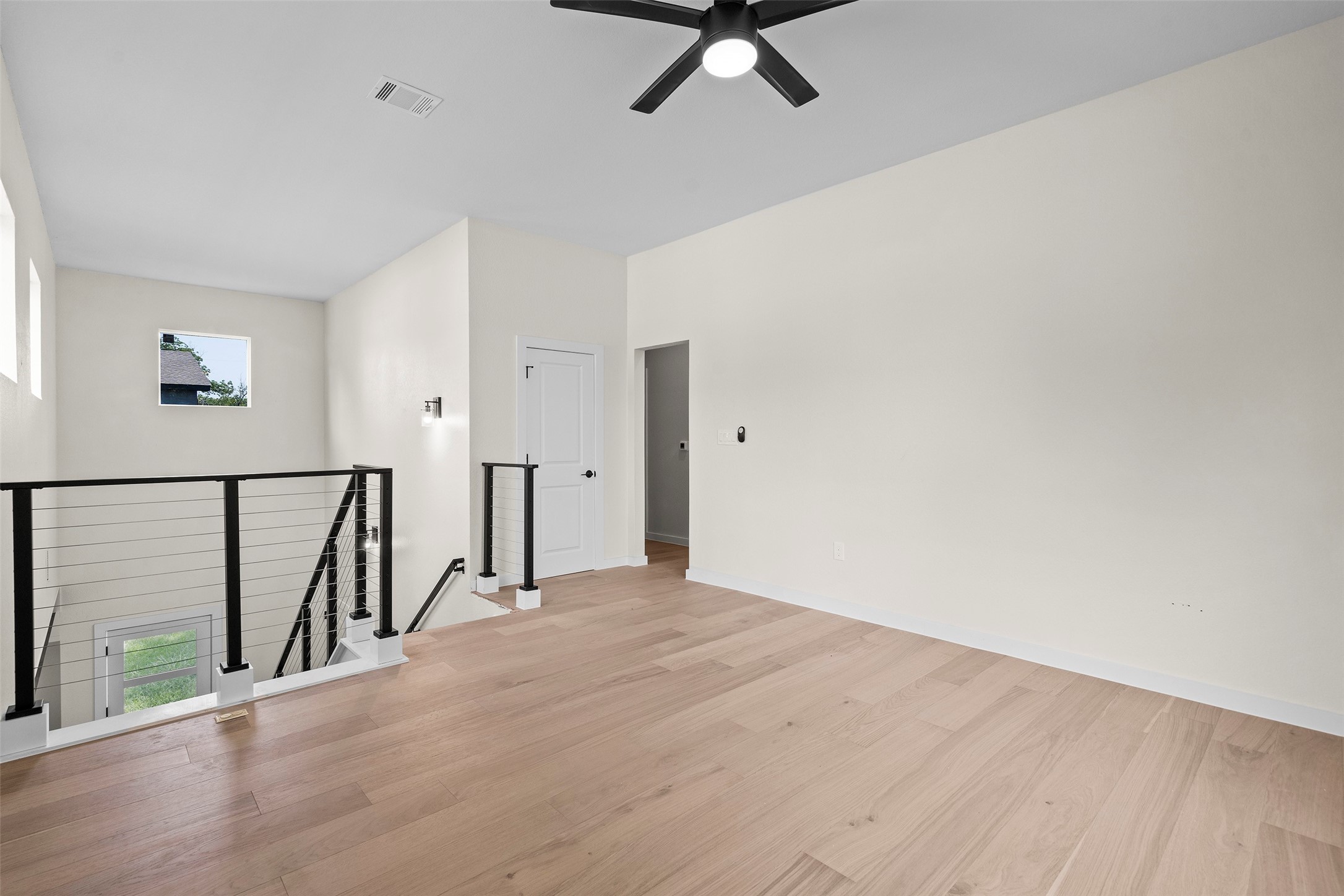 3613 Munson Street Austin, TX 78721 - Photo 22 of 36
