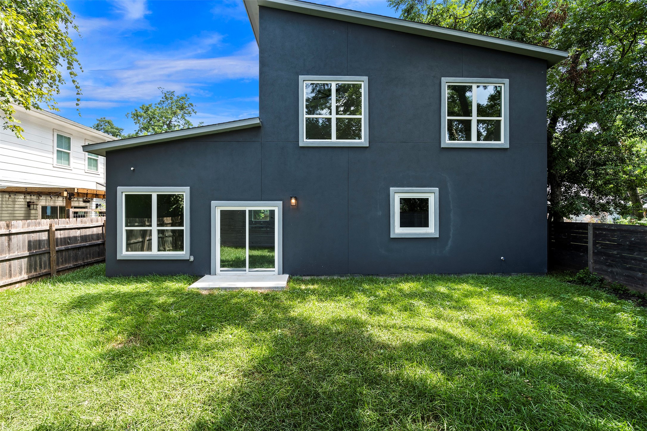 3613 Munson Street Austin, TX 78721 - Photo 34 of 36