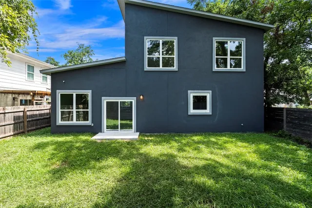 $719,000 | 3613 Munson Street, Austin, TX 78721