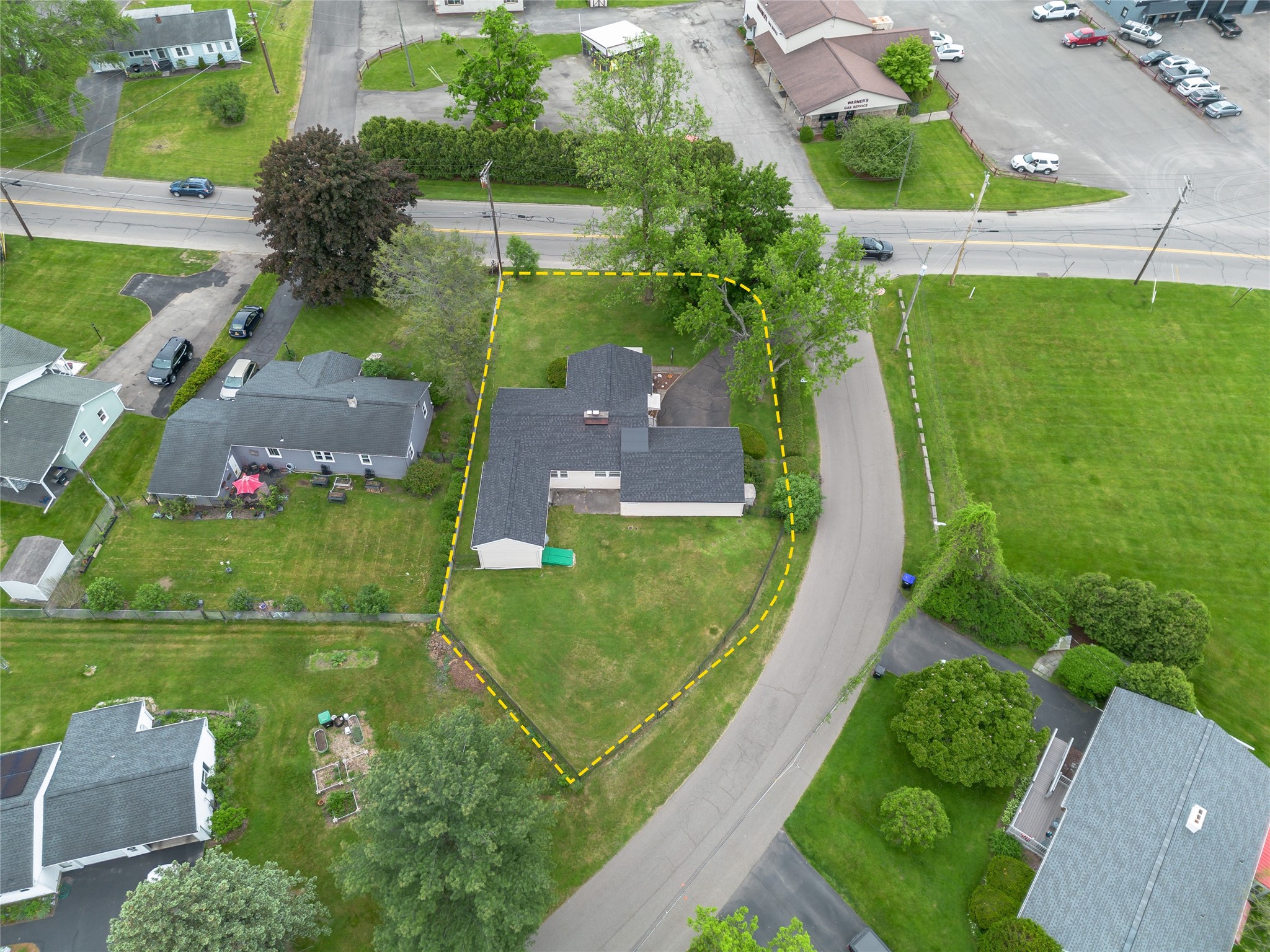 133 Vestal Road Vestal, NY 13850 - Photo 3 of 47 Gallery Image 3
