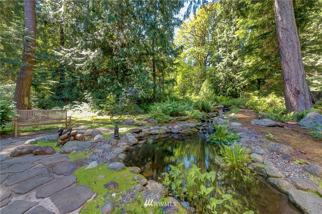 447 Koontz Road Oak Harbor, WA 98277 - Photo 2 of 19
