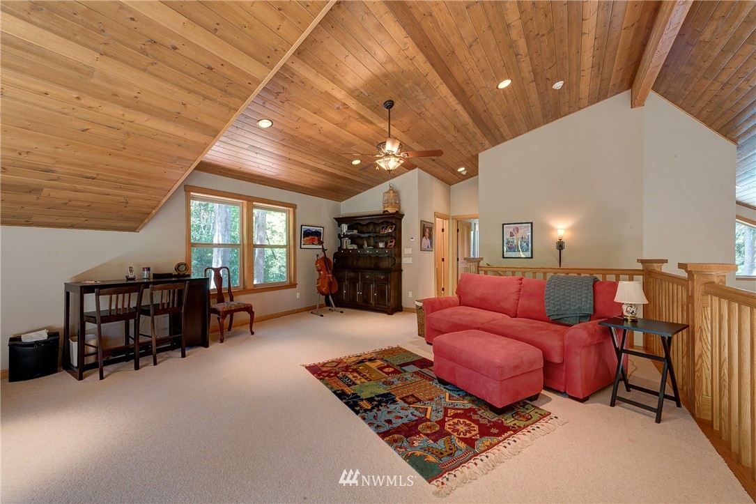 447 Koontz Road Oak Harbor, WA 98277 - Photo 12 of 19