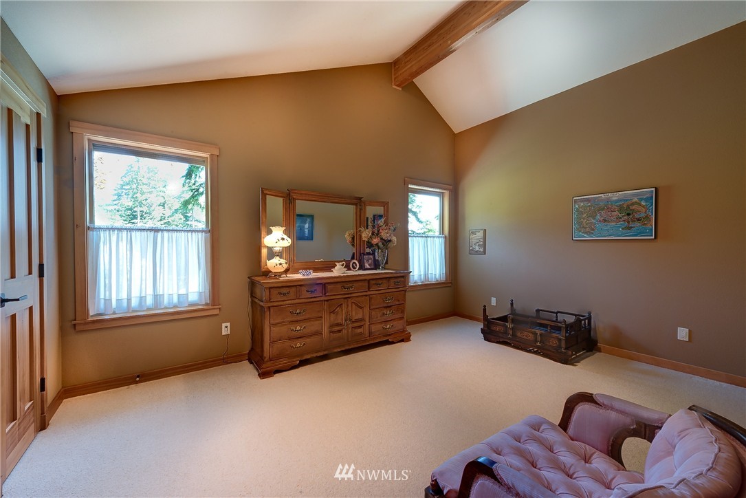447 Koontz Road Oak Harbor, WA 98277 - Photo 13 of 19