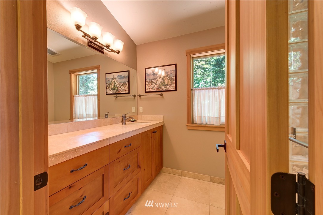 447 Koontz Road Oak Harbor, WA 98277 - Photo 14 of 19