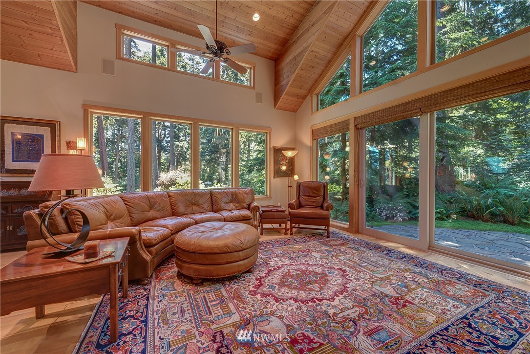 447 Koontz Road Oak Harbor, WA 98277 - Photo 4 of 19
