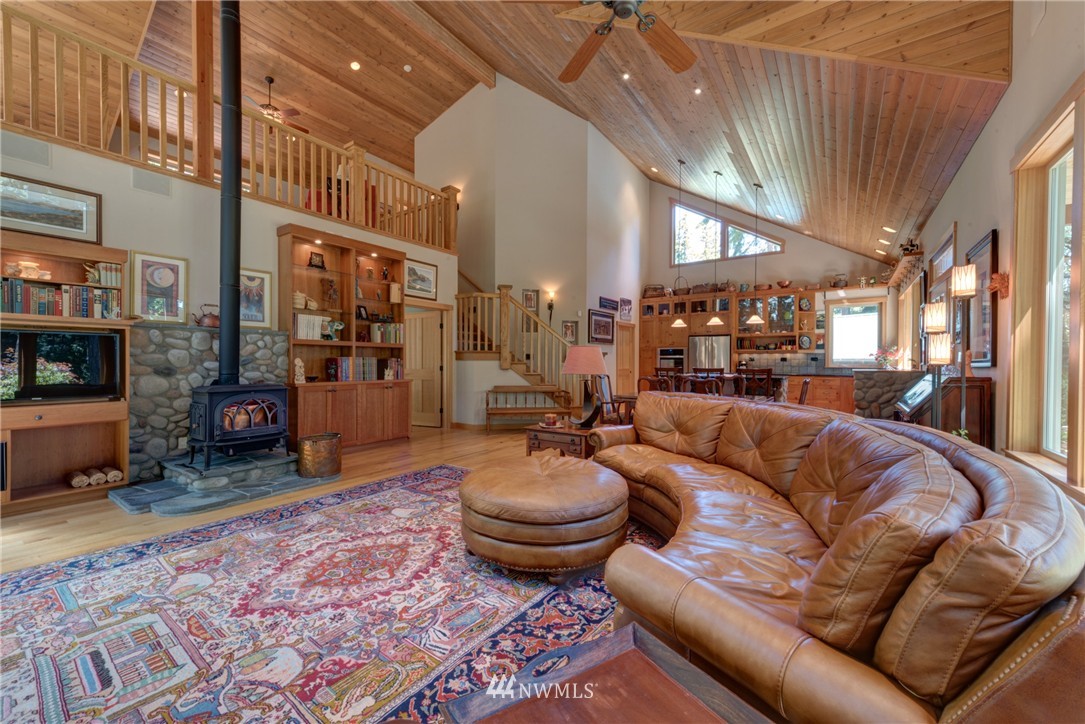 447 Koontz Road Oak Harbor, WA 98277 - Photo 5 of 19