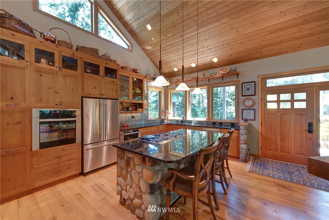 447 Koontz Road Oak Harbor, WA 98277 - Photo 6 of 19