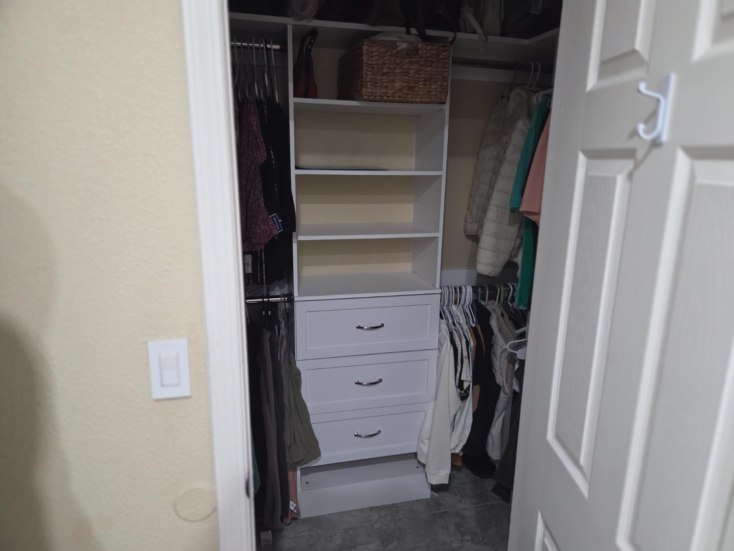 1404 Solar Avenue Modesto, CA 95351 - Photo 14 of 28 a view of walk in closet