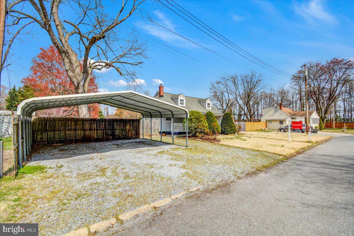 4 Steuart Lane Edgewater, MD 21037 - Photo 3 of 41 Oversized Carport and other areas for parking.
