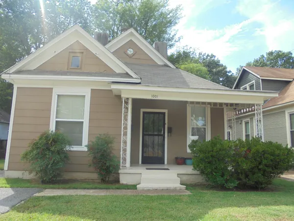 $900 | 1001 Tanglewood Street, Unit B, Memphis, TN 38104