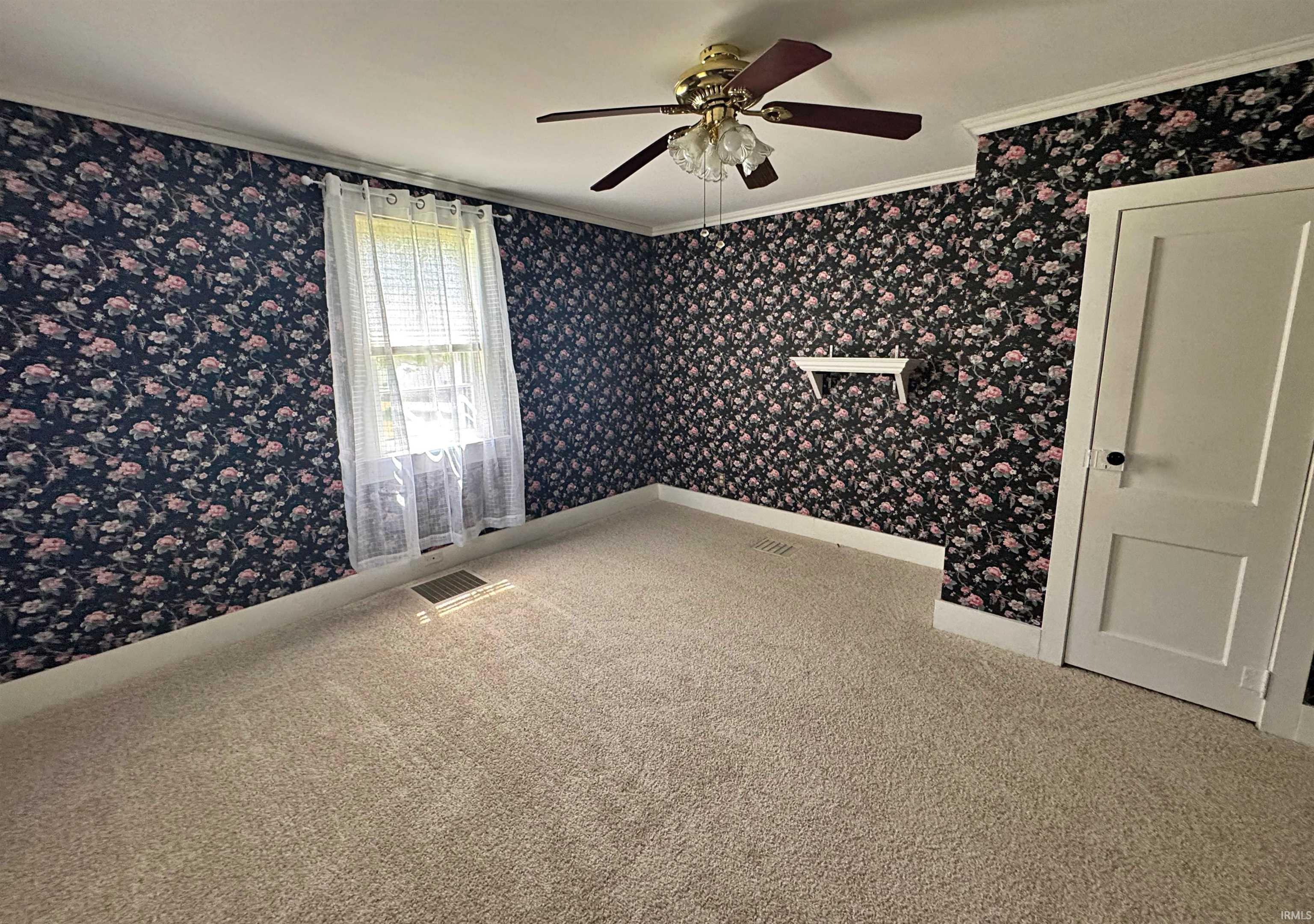 1725 Bedford Road Washington, IN 47501 - Photo 14 of 33