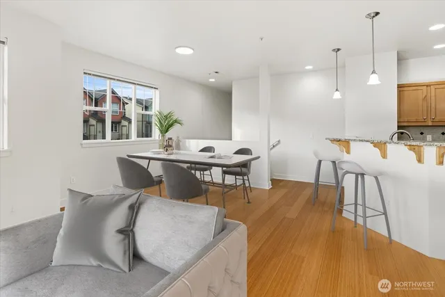 $575,000 | 19102 20th Drive Southeast, Unit B206, Bothell, WA 98012