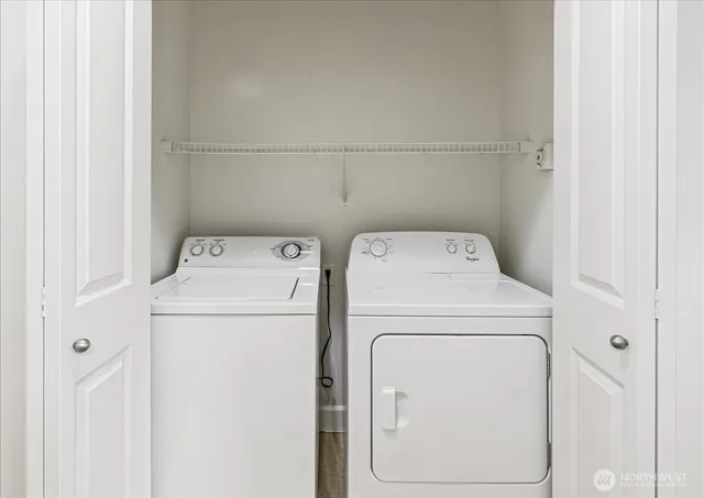 $575,000 | 19102 20th Drive Southeast, Unit B206, Bothell, WA 98012