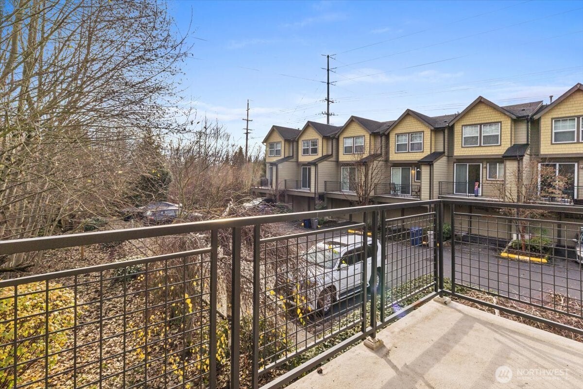 19102 20th Drive Southeast, Unit B206 Bothell, WA 98012 - Photo 36 of 39