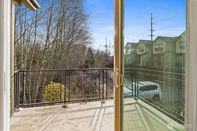 $575,000 | 19102 20th Drive Southeast, Unit B206, Bothell, WA 98012