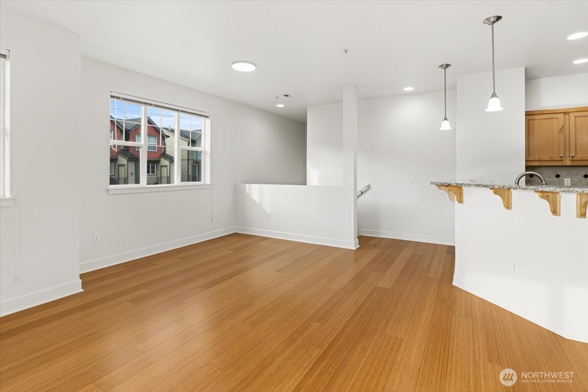 19102 20th Drive Southeast, Unit B206 Bothell, WA 98012 - Photo 9 of 39