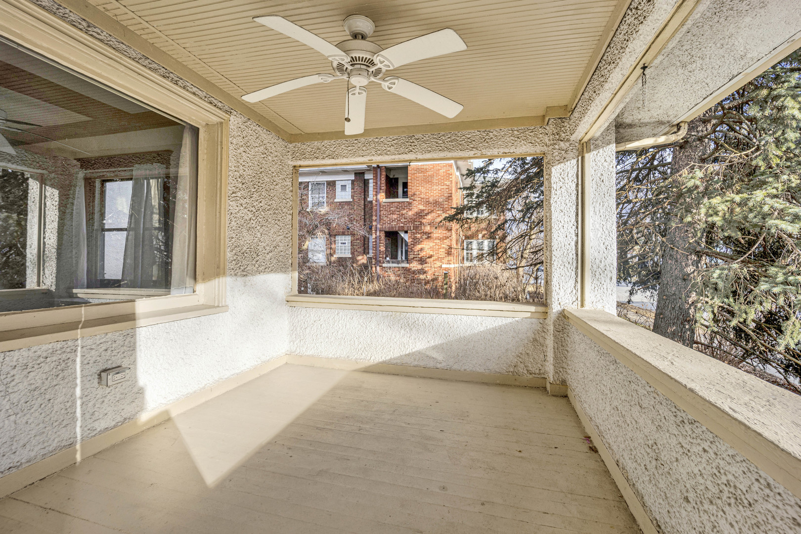 116 Forest Avenue Riverside, IL 60546 - Photo 3 of 45 a large white kitchen with a large window