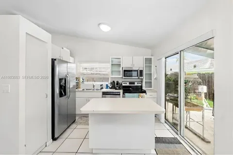 $590,000 | 6410 Southwest 112th Place, Miami, FL 33173