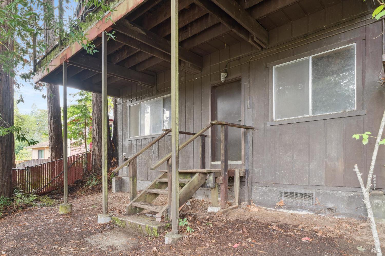 14595 Drake Road Guerneville, CA 95446 - Photo 13 of 25 a view of entryway