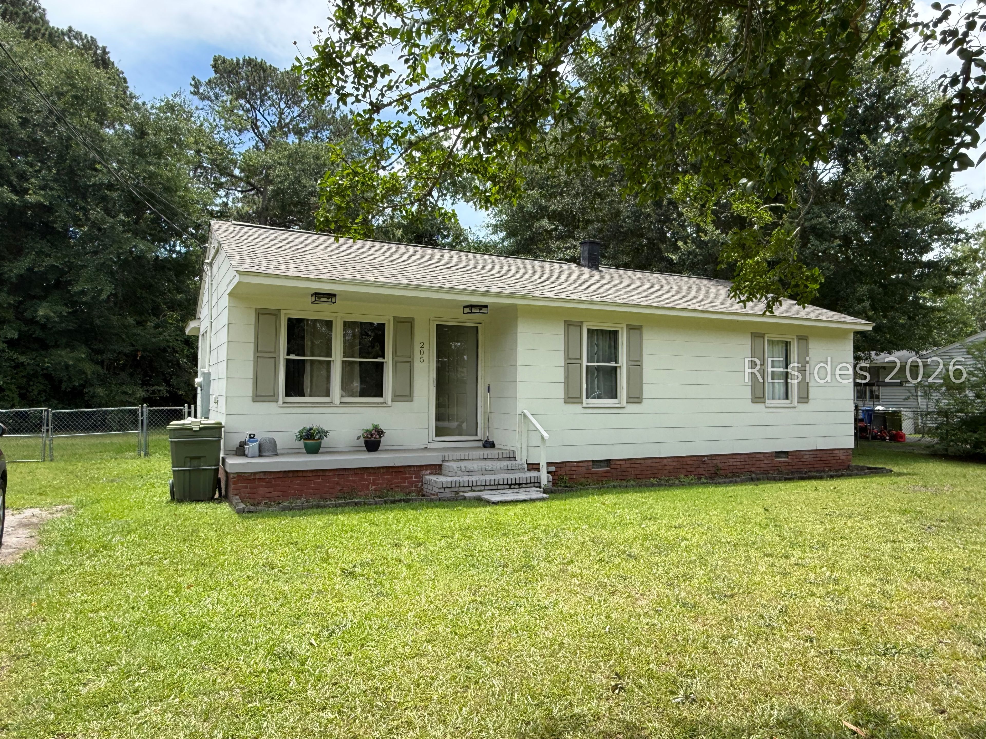 205 Cuttino Road Sumter, SC 29150 - Photo 2 of 8