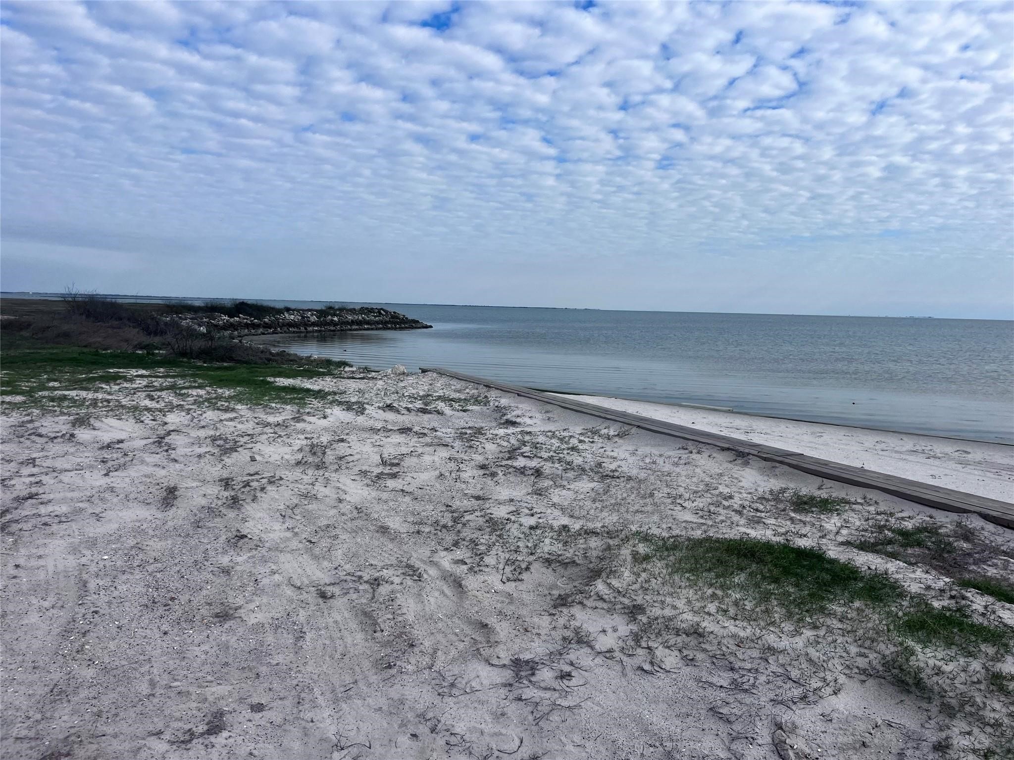 3368 Bay Rdg Drive Palacios, TX 77465 - Photo 4 of 13 a view of a dry yard