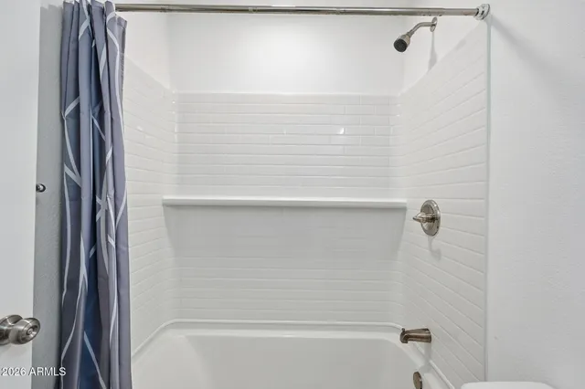 $1,695 | 18804 North 33rd Drive, Unit 3, Phoenix, AZ 85027