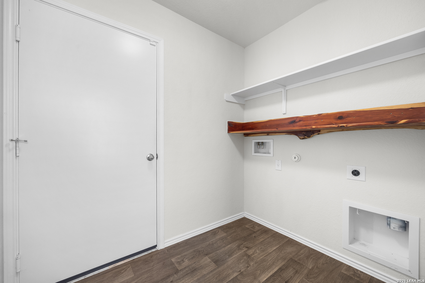 14809 Bajada Road Manor, TX 78653 - Photo 29 of 30 a view of utility room