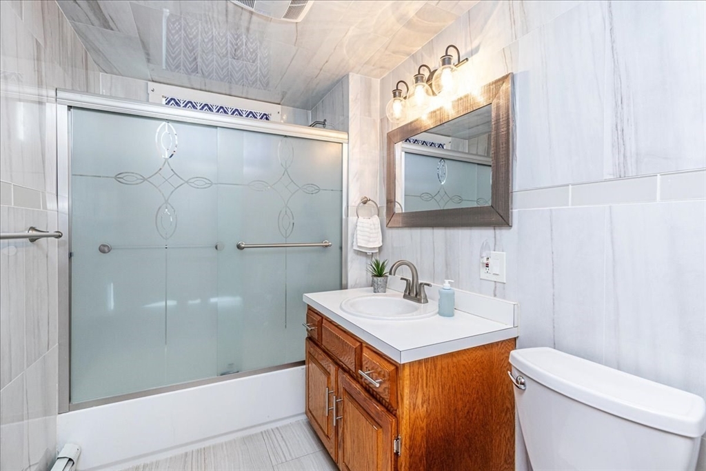 866 Riverside Drive Methuen, MA 01844 - Photo 17 of 40