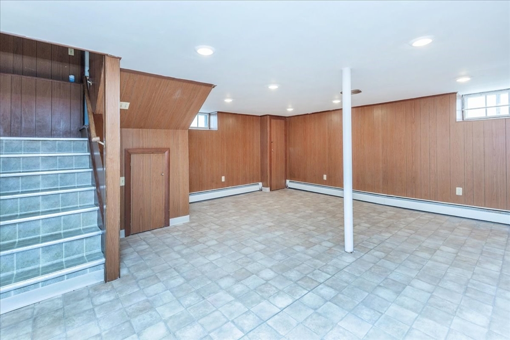 866 Riverside Drive Methuen, MA 01844 - Photo 27 of 40