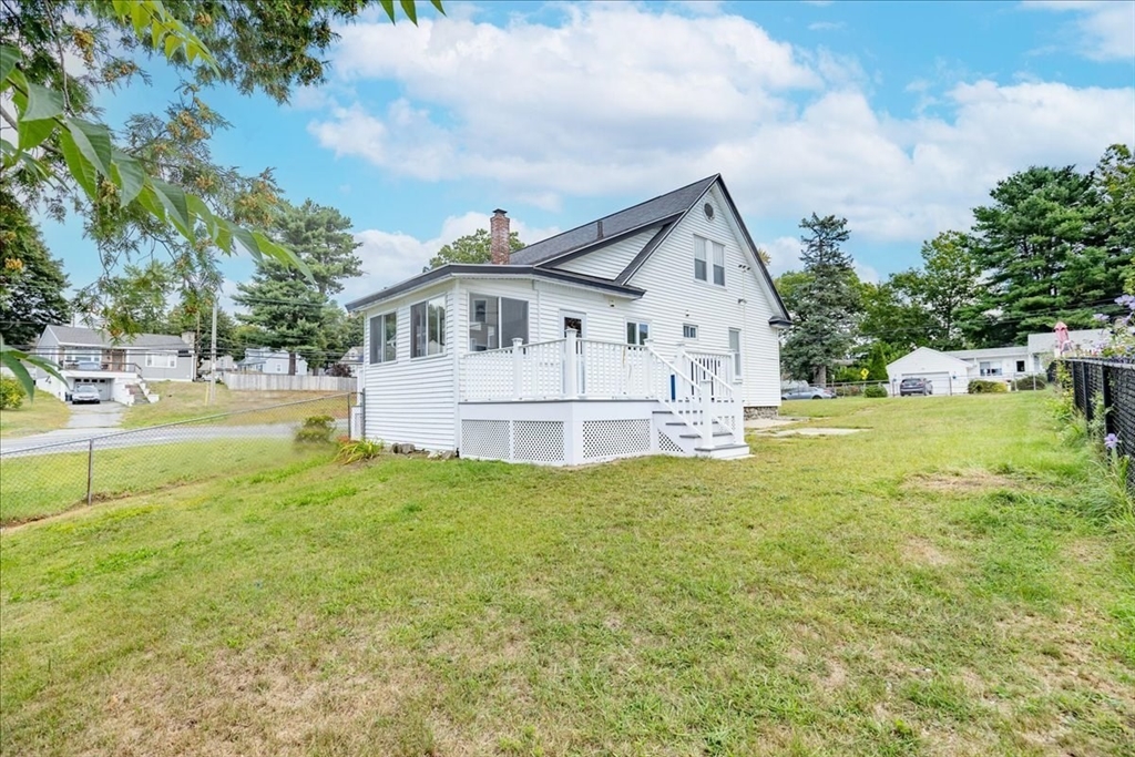 866 Riverside Drive Methuen, MA 01844 - Photo 35 of 40