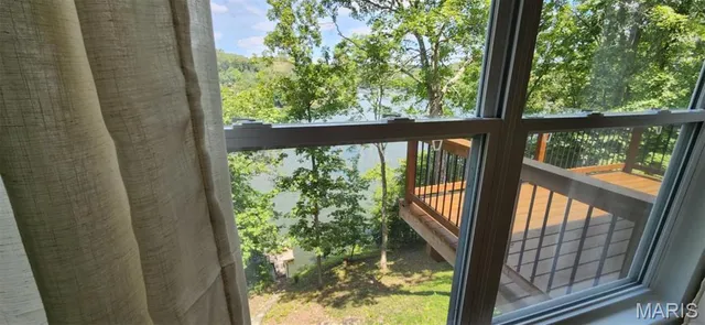 $525,000 | 1509 Lake Sherwood Drive, Marthasville, MO 63357