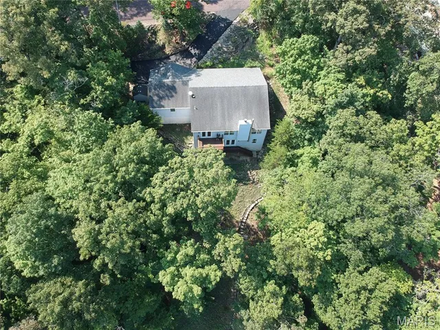 $525,000 | 1509 Lake Sherwood Drive, Marthasville, MO 63357