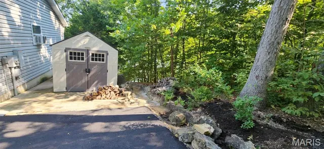 $525,000 | 1509 Lake Sherwood Drive, Marthasville, MO 63357