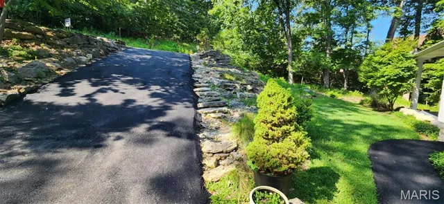 $525,000 | 1509 Lake Sherwood Drive, Marthasville, MO 63357