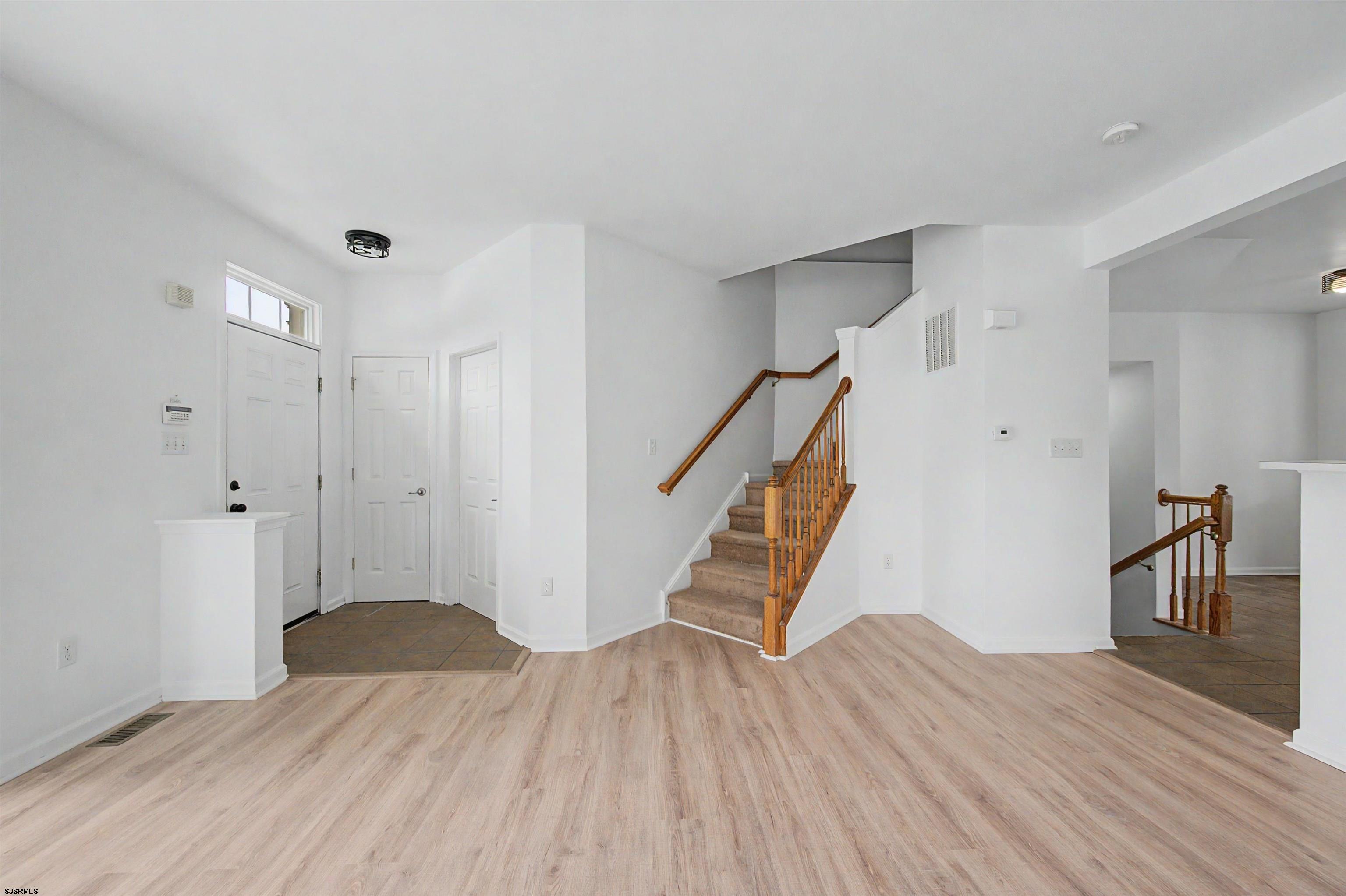 2 Bridle Path Court Sicklerville, NJ 08081 - Photo 5 of 22