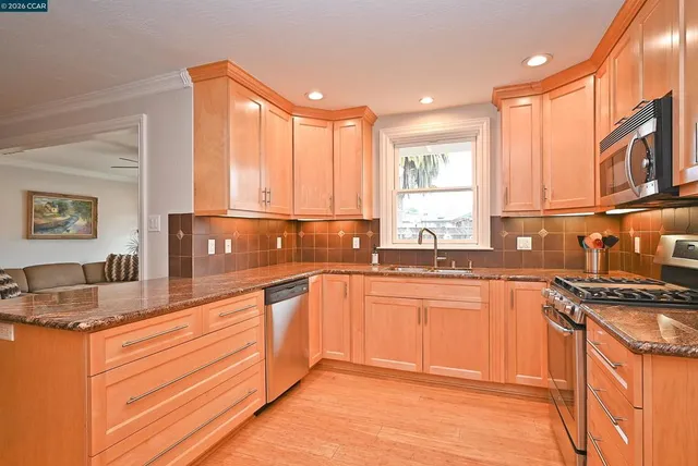 $1,199,000 | 1013-1013 Pleasant Valley Drive, Pleasant Hill, CA 94523