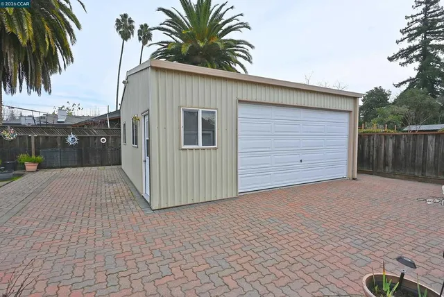 $1,199,000 | 1013-1013 Pleasant Valley Drive, Pleasant Hill, CA 94523